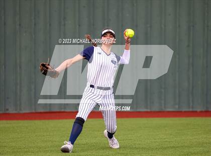 Thumbnail 2 in Guyer @ Allen photogallery.