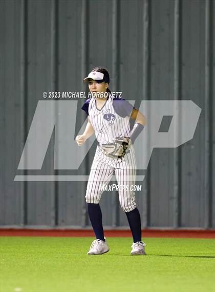 Thumbnail 2 in Guyer @ Allen photogallery.