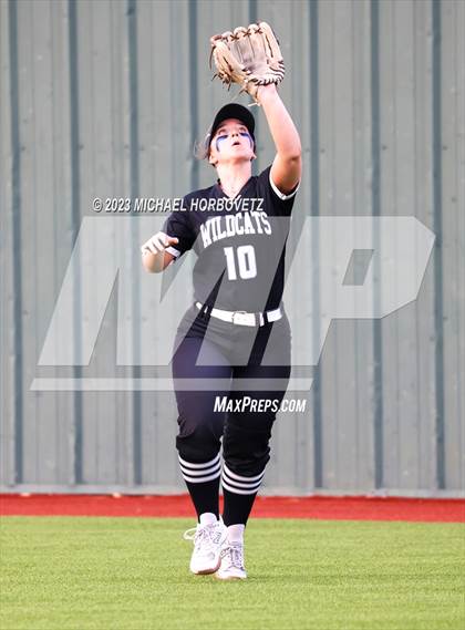 Thumbnail 2 in Guyer @ Allen photogallery.