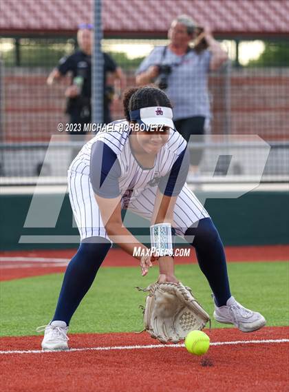 Thumbnail 3 in Guyer @ Allen photogallery.