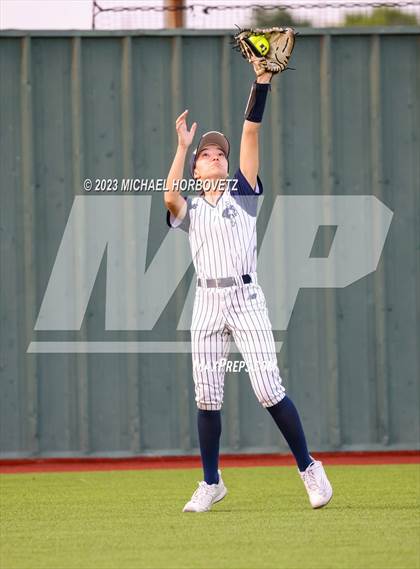 Thumbnail 1 in Guyer @ Allen photogallery.