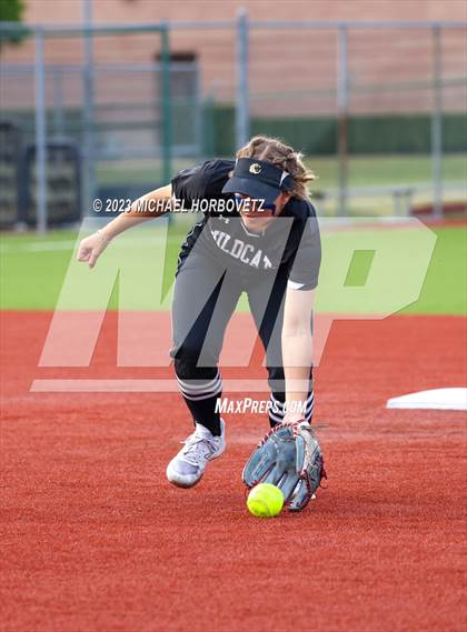 Thumbnail 2 in Guyer @ Allen photogallery.
