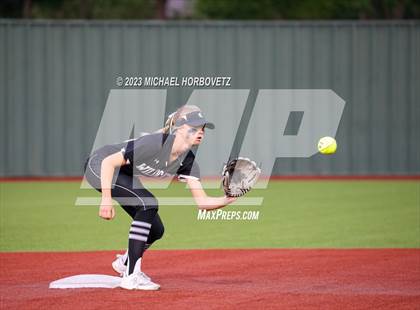Thumbnail 1 in Guyer @ Allen photogallery.