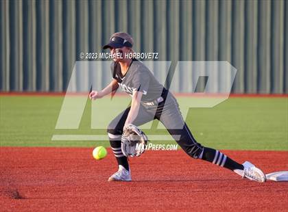 Thumbnail 3 in Guyer @ Allen photogallery.