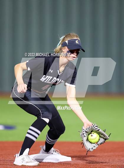 Thumbnail 1 in Guyer @ Allen photogallery.