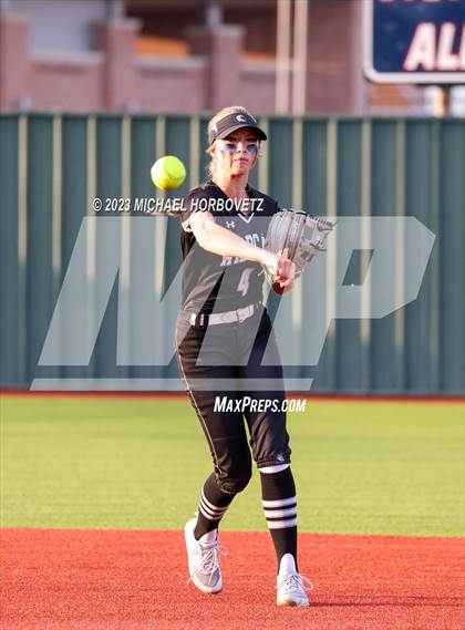 Thumbnail 1 in Guyer @ Allen photogallery.