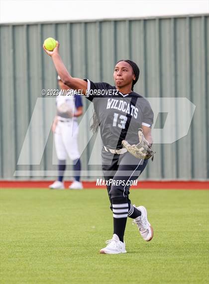 Thumbnail 2 in Guyer @ Allen photogallery.