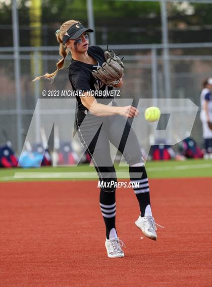 Thumbnail 2 in Guyer @ Allen photogallery.