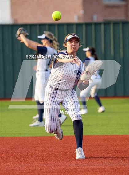 Thumbnail 1 in Guyer @ Allen photogallery.