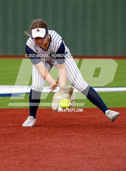 Thumbnail 2 in Guyer @ Allen photogallery.