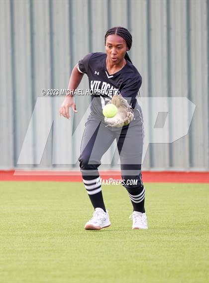 Thumbnail 1 in Guyer @ Allen photogallery.