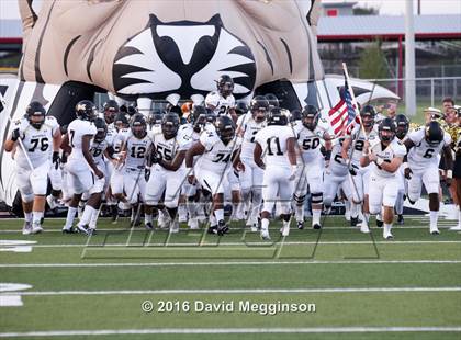Thumbnail 3 in Mansfield @ Cedar Hill photogallery.