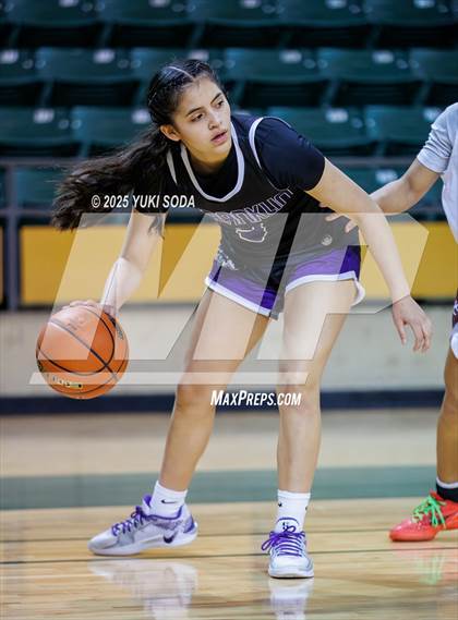 Thumbnail 2 in Midland Legacy vs. Franklin (UIL Basketball 6A D1 Bi-District) photogallery.