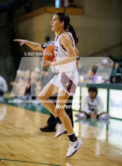 Thumbnail 1 in Midland Legacy vs. Franklin (UIL Basketball 6A D1 Bi-District) photogallery.