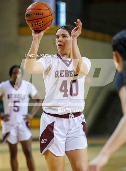 Thumbnail 3 in Midland Legacy vs. Franklin (UIL Basketball 6A D1 Bi-District) photogallery.