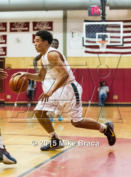 Thumbnail 3 in Commonwealth Academy vs Proctor Academy (St Andrew's Holiday Classic) photogallery.