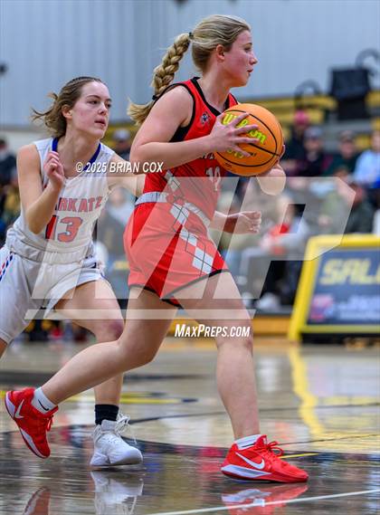 Thumbnail 3 in Melbourne vs Cave City (3A-2 District Tournament) photogallery.