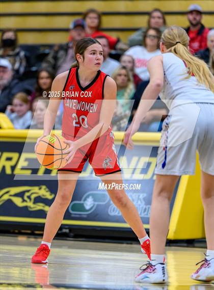 Thumbnail 1 in Melbourne vs Cave City (3A-2 District Tournament) photogallery.