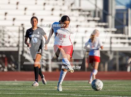 Thumbnail 3 in Canyon Springs vs. Southeast Career Tech (NIAA 4A First Round) photogallery.
