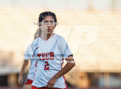 Thumbnail 1 in Canyon Springs vs. Southeast Career Tech (NIAA 4A First Round) photogallery.