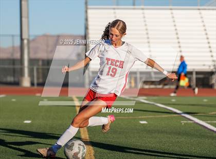 Thumbnail 2 in Canyon Springs vs. Southeast Career Tech (NIAA 4A First Round) photogallery.