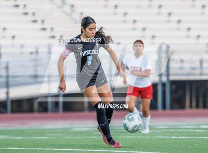 Thumbnail 3 in Canyon Springs vs. Southeast Career Tech (NIAA 4A First Round) photogallery.