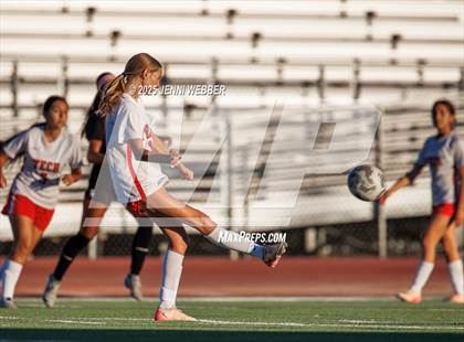 Thumbnail 3 in Canyon Springs vs. Southeast Career Tech (NIAA 4A First Round) photogallery.