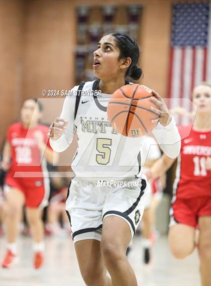 Thumbnail 2 in University vs. Archbishop Mitty (Ionescu Showcase) photogallery.