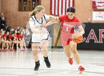 Thumbnail 3 in University vs. Archbishop Mitty (Ionescu Showcase) photogallery.