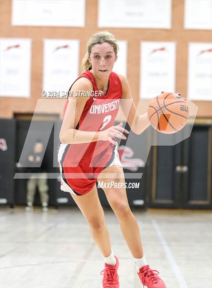Thumbnail 3 in University vs. Archbishop Mitty (Ionescu Showcase) photogallery.