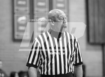 Thumbnail 3 in University vs. Archbishop Mitty (Ionescu Showcase) photogallery.
