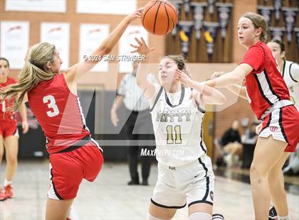 Thumbnail 1 in University vs. Archbishop Mitty (Ionescu Showcase) photogallery.