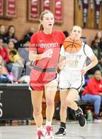 Photo from the gallery "University vs. Archbishop Mitty (Ionescu Showcase)"