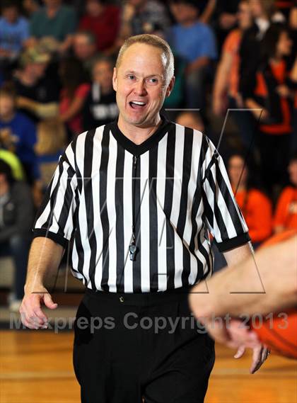 Thumbnail 1 in Johnsonburg vs. Smethport (PIAA Class A Western Semifinal) photogallery.