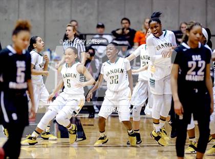 Thumbnail 2 in Sacramento vs Vanden (CIF SJS D2 Final) photogallery.
