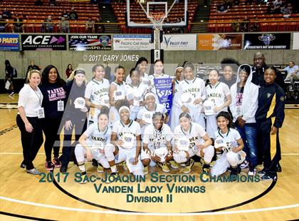 Thumbnail 1 in Sacramento vs Vanden (CIF SJS D2 Final) photogallery.