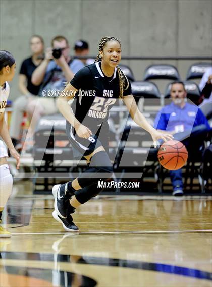 Thumbnail 1 in Sacramento vs Vanden (CIF SJS D2 Final) photogallery.
