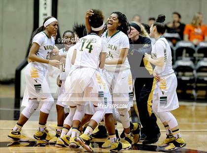 Thumbnail 1 in Sacramento vs Vanden (CIF SJS D2 Final) photogallery.
