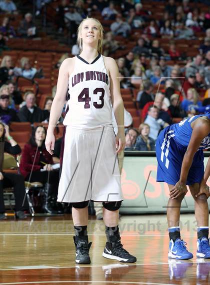 Thumbnail 2 in Snook vs. Martins Mill (UIL 1A Semifinal) photogallery.