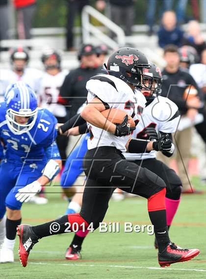 Thumbnail 1 in Warde @ Darien  photogallery.