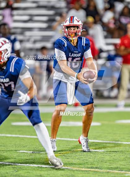 Thumbnail 3 in Alief Elsik @ Lamar photogallery.