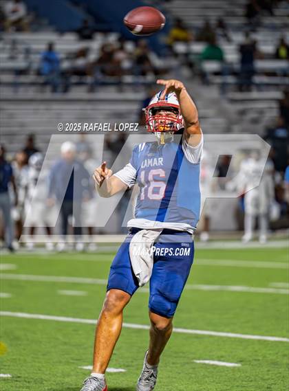 Thumbnail 1 in Alief Elsik @ Lamar photogallery.