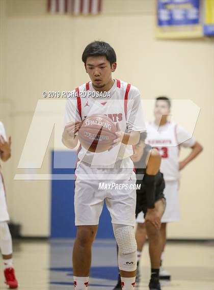 Thumbnail 3 in Fowler vs. Mendota (Parlier Tournament) photogallery.