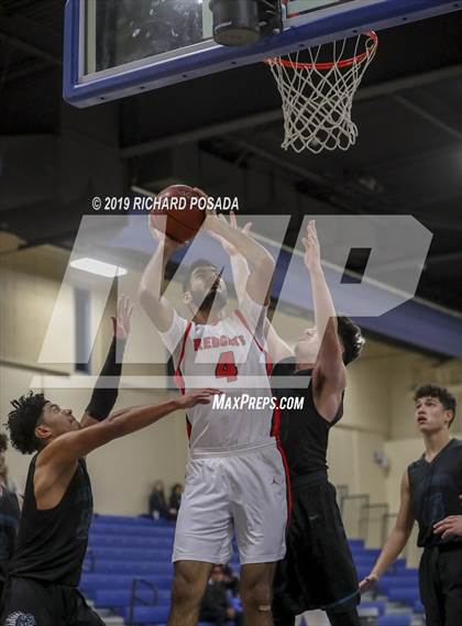 Thumbnail 1 in Fowler vs. Mendota (Parlier Tournament) photogallery.