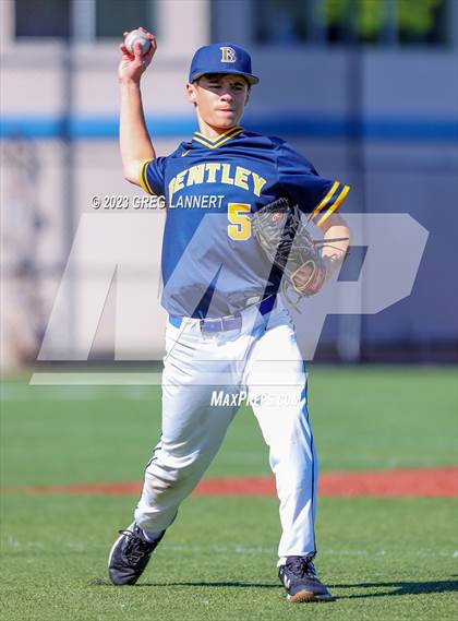 Thumbnail 1 in St. Vincent de Paul vs. Bentley (CIF NCS D5 First Round Playoff) photogallery.