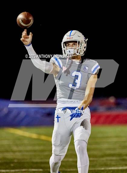 Thumbnail 2 in Capital Christian @ Del Campo photogallery.