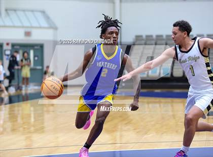 Thumbnail 2 in East Ridge vs. Palatka (Florida Elk's Christmas Tournament) photogallery.