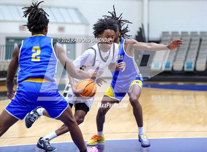 Thumbnail 1 in East Ridge vs. Palatka (Florida Elk's Christmas Tournament) photogallery.