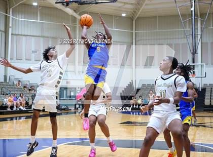 Thumbnail 2 in East Ridge vs. Palatka (Florida Elk's Christmas Tournament) photogallery.
