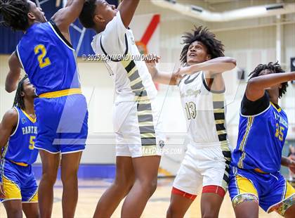 Thumbnail 2 in East Ridge vs. Palatka (Florida Elk's Christmas Tournament) photogallery.